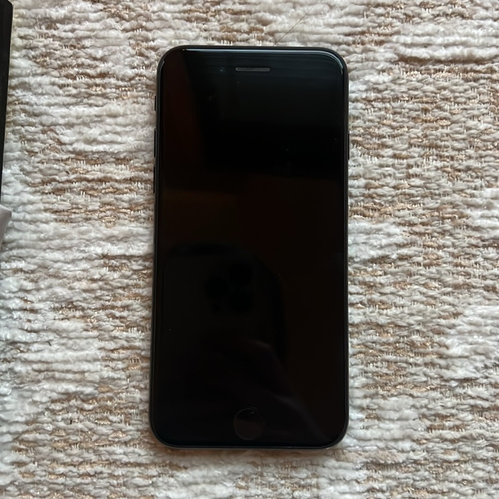 iPhone SE 2nd generation (2020) 64 GB